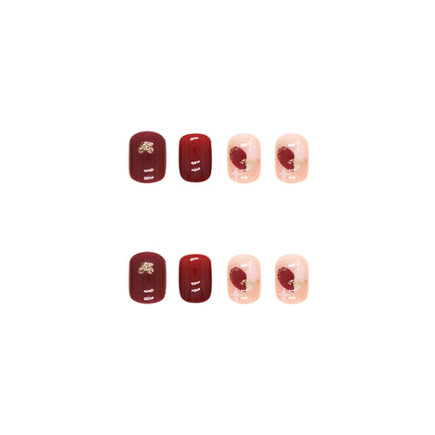 Tragen Sie ein abnehmbares künstliches Nagelstück mit roter, herzförmiger, weißer Liebesmaniküre m55010557 