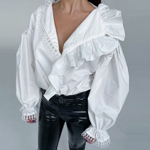 Autumn women's clothing European and American shirts, sexy deep V-neck fungus edge long-sleeved temperament fashionable splicing lace shirt m301823
