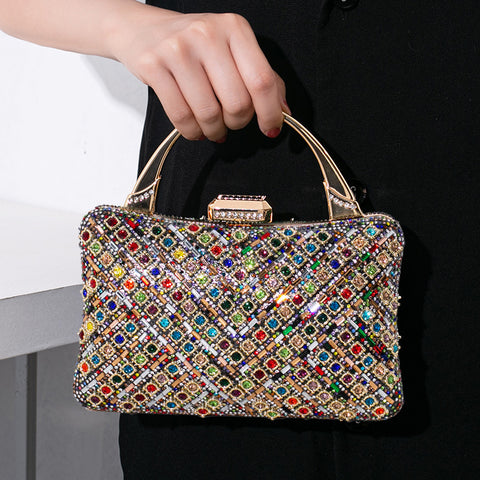 Sac à main de banquet rétro avec un sens élevé du diamant sac pour femme m3331050