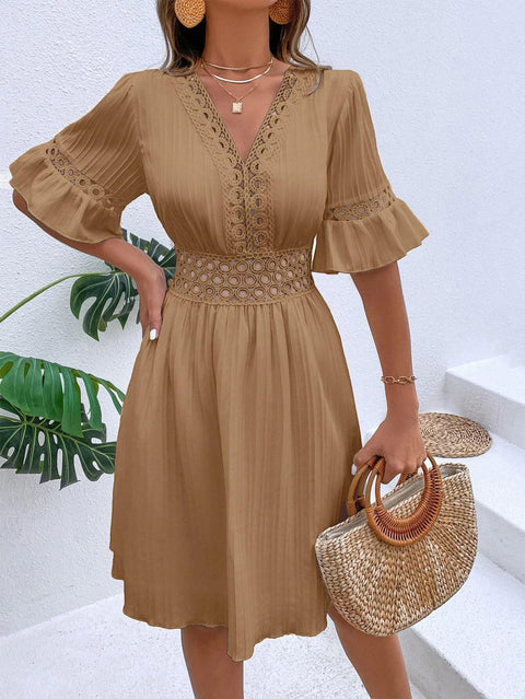 Spleißen spitze mode V-ausschnitt taille einfarbig kleid m300990 