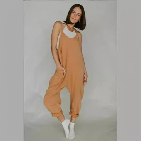 Einfarbiger Jumpsuit mit Reißverschlusstasche und Hosenträgern, dicke Hüfthose, m301068 