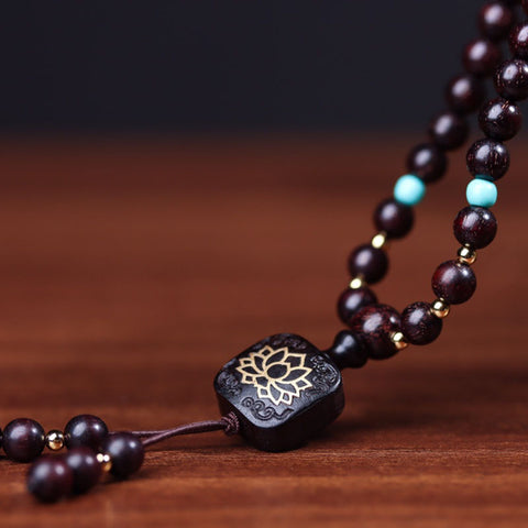 Rotes Sandelholzarmband Sambia Blutsandelholz 0,6 Buddha-Perlen DIY mit flachem Lotusanhänger Herren- und Damenarmband m3331316