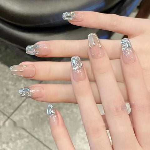 Photothérapie faite à la main pure portant du brandy pour ongles en forme de diamant spécial nail art en gros réutilisation nail art patch amovible m3331219