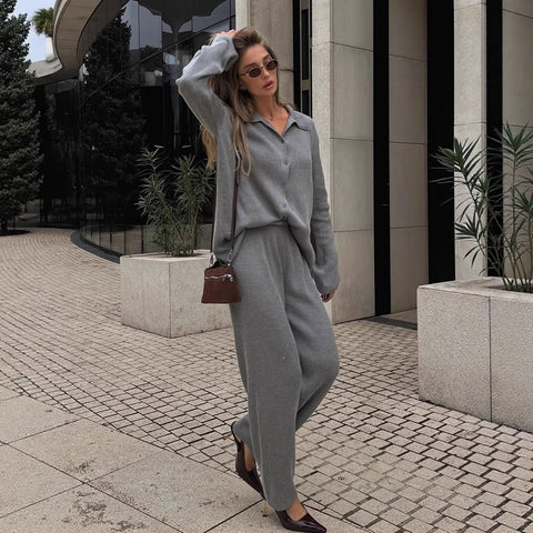 Autumn and winter new temperament loose commuting pit strip sweater set m301796