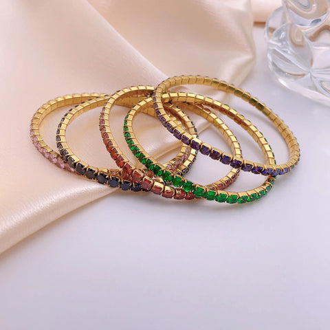 Elastisches Armband aus Titanstahl mit mehrfarbigen Zirkonen und Diamanten m3331108 