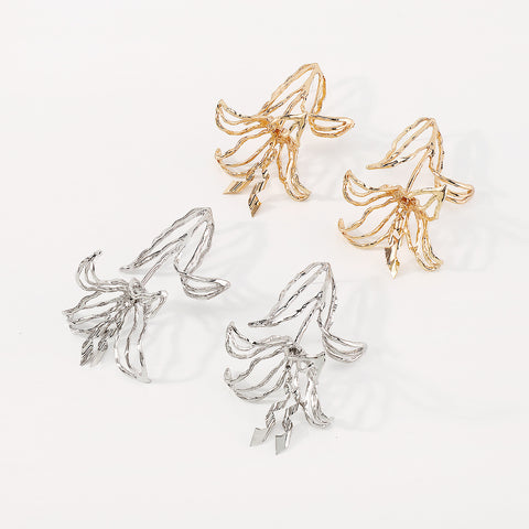 Zhang Light boucles d'oreilles géométriques tulipe creuse de luxe M5010565 