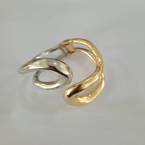 Übertrieben glatter Ring Metall Wind Choker Halskette Retro hohl unregelmäßig Federkragen weiblich m3331194