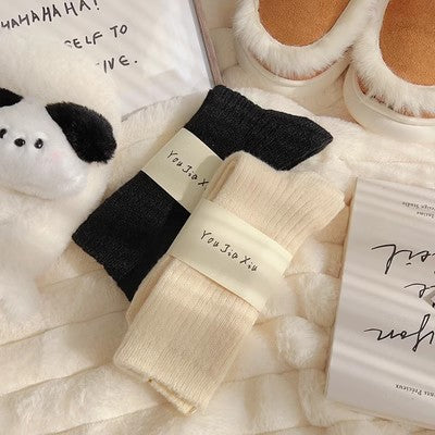 Einfarbige vertikale Plüschsocken, mittellange Kindersocken, Herbst- und Winterplüsch und verdickte Wärme, Plüschsocken im japanischen Stil, lange Wintersocken, m1915010473 
