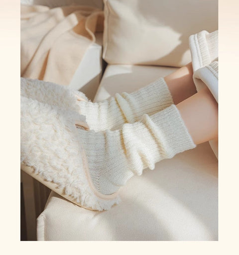 Einfarbige vertikale Plüschsocken, mittellange Kindersocken, Herbst- und Winterplüsch und verdickte Wärme, Plüschsocken im japanischen Stil, lange Wintersocken, m1915010473 