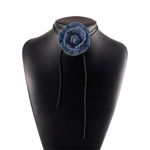 Petit collier parfumé Cowboy bleu rose m1915010515