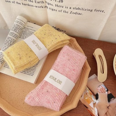Chaussettes en cachemire à fil à pois, chaussettes mi-longues pour enfants, isolation en peluche épaissie d'automne et d'hiver, chaussettes longues en laine empilées m1915010471