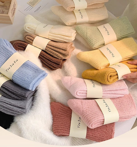 Einfarbige vertikale Plüschsocken, mittellange Kindersocken, Herbst- und Winterplüsch und verdickte Wärme, Plüschsocken im japanischen Stil, lange Wintersocken, m1915010473 